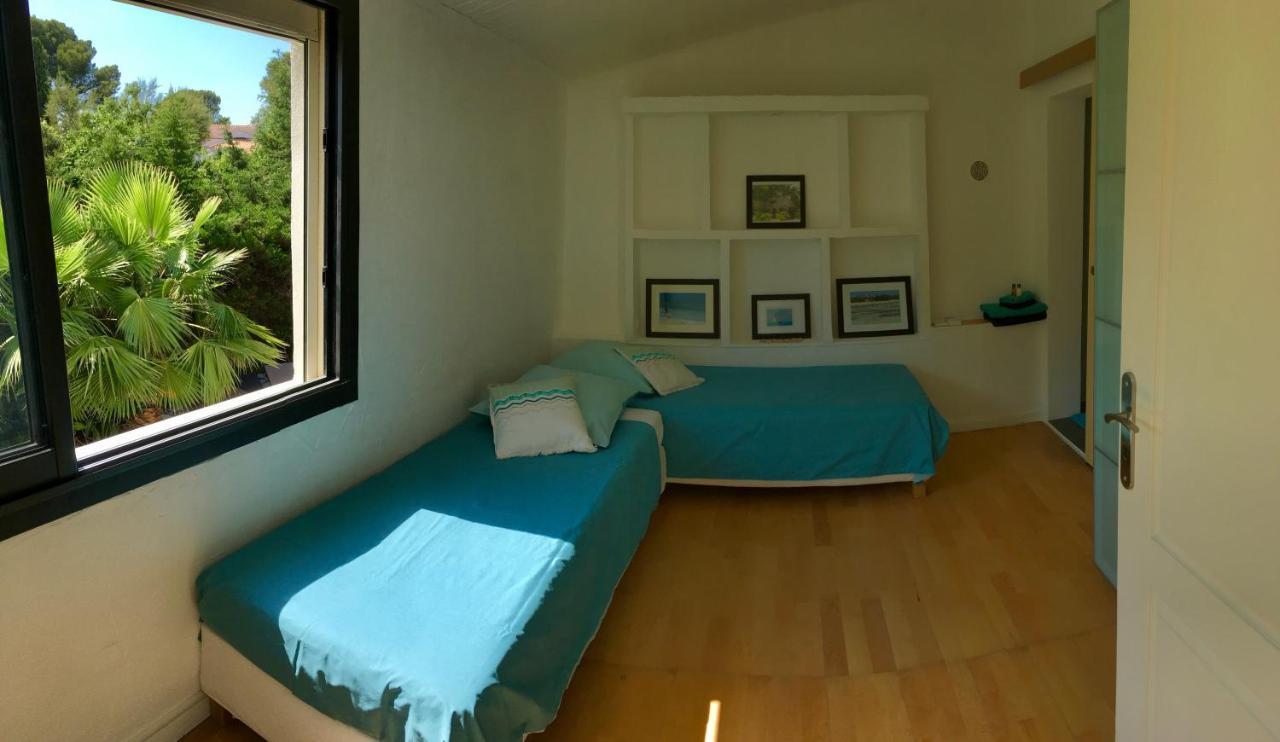 Bed,Kitchen And Swimming Pool Villa Esterel Saint-Raphaël Exteriér fotografie